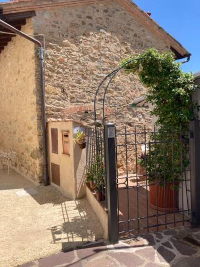 La Casina Delle Rondini Guest House Corsanico-Bargecchia Екстериор снимка