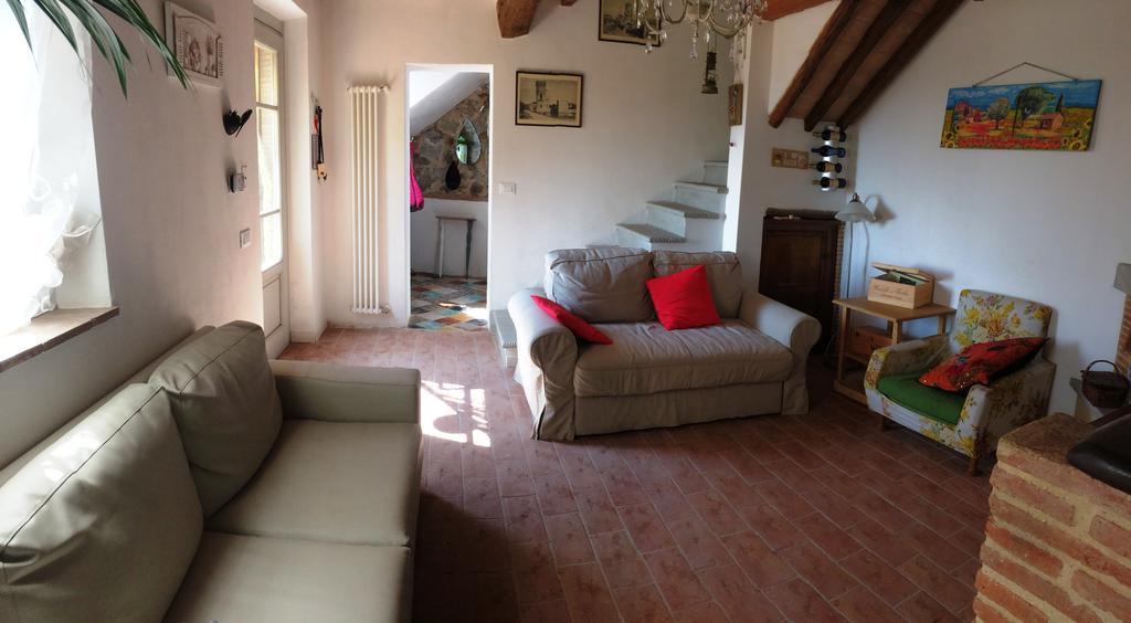 La Casina Delle Rondini Guest House Corsanico-Bargecchia Екстериор снимка